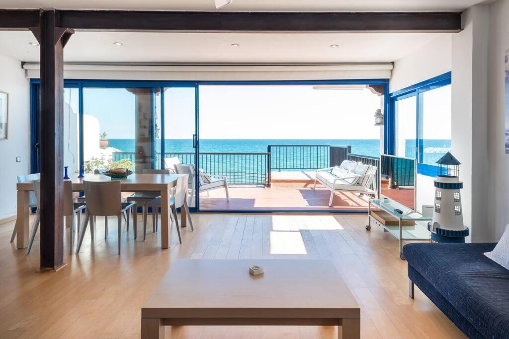 شقة ¡Impactante Apartamento A Cero Linea De Mar! تاراغونا المظهر الخارجي الصورة